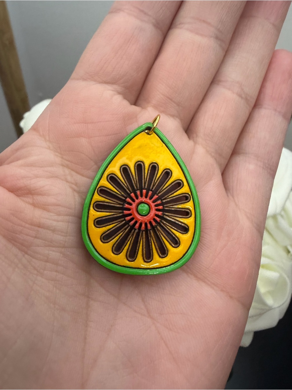 Green and Yellow Floral Teardrop Pendant Necklace